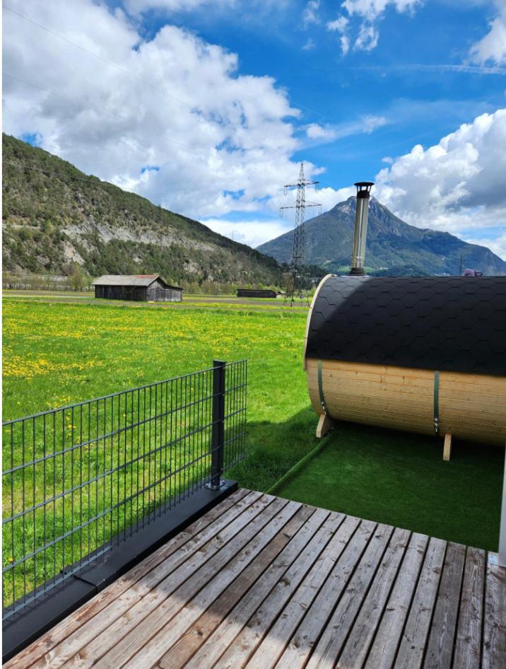 Deluxefort Fuer 10 Gaeste Mit Eigenem Whirlpool Und Fasssauna Imst Exteriér fotografie